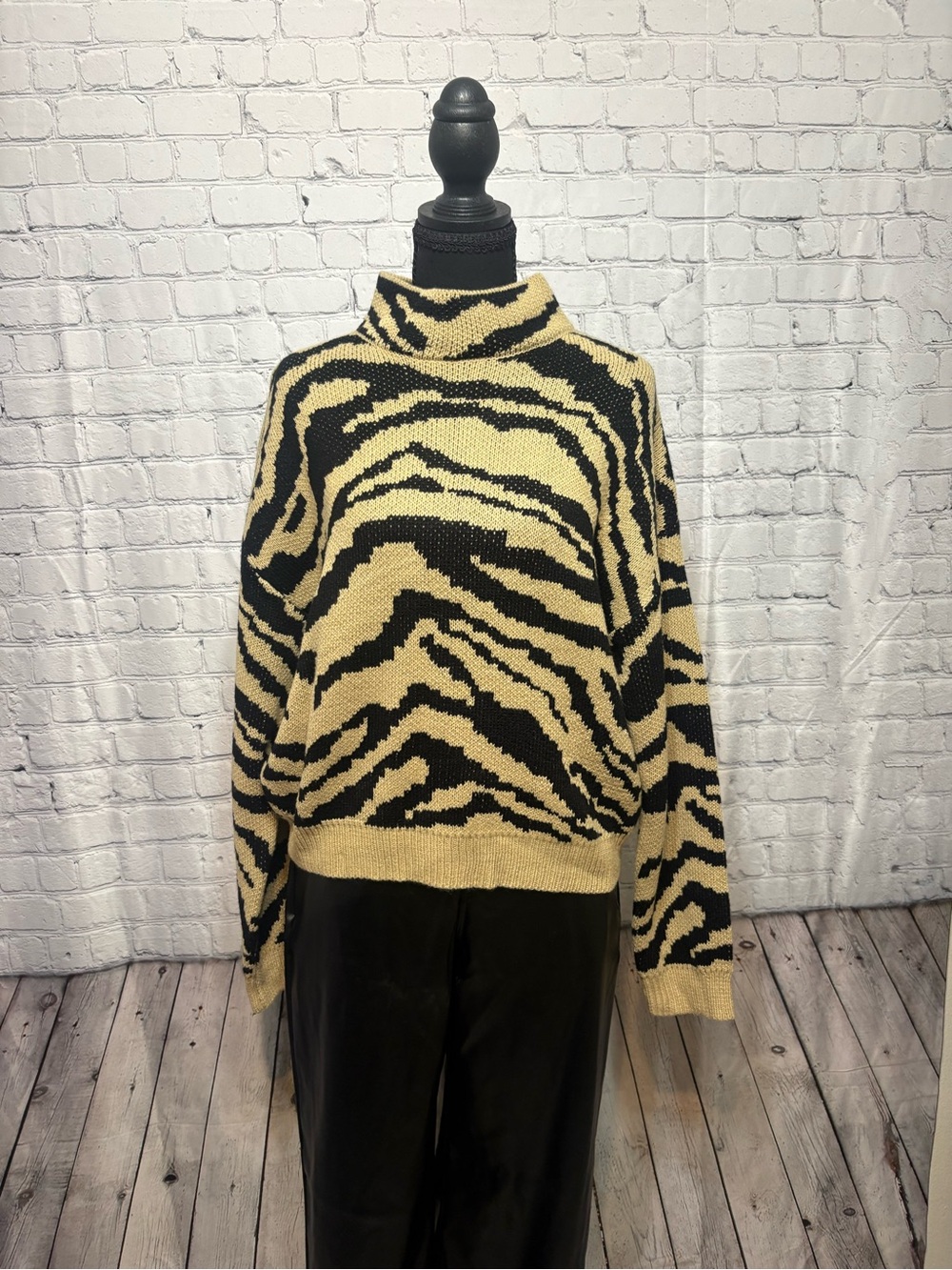 SHEIN Black and Yellow Zebra-Print Mock Neck Sweater